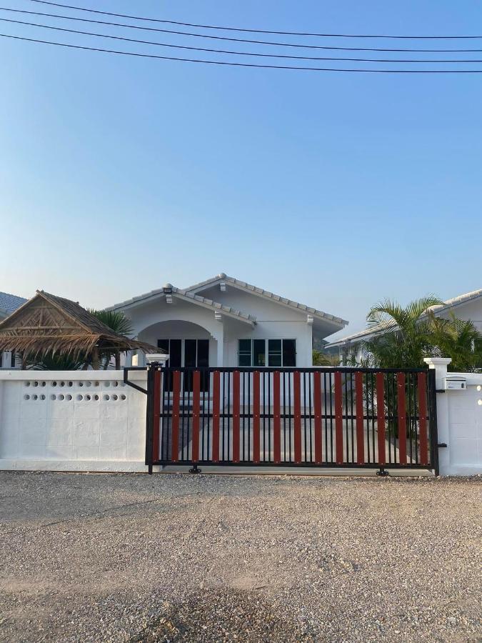 S&F Villa Сам Рой Йот Екстериор снимка